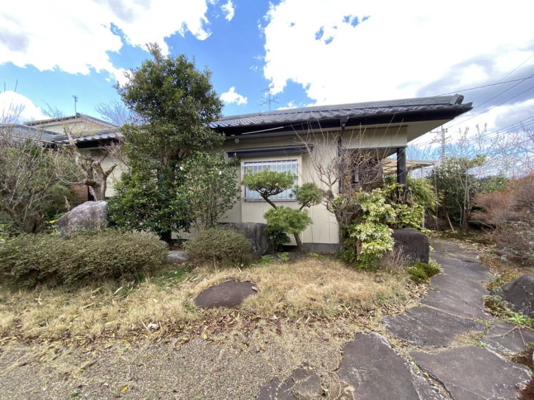 宮崎不動産情報 宮崎 建物 住宅 別荘 中古 tate09 宮崎市大塚台西2丁目 売り家・平屋・戸建て 11680 外観写真 敷地わりと広くて人気の平屋戸建て住宅こゆプランニングへ