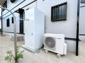 【宮崎市学園木花台南1丁目専門業者のリニュアル人気の3階建て売り家】 宮崎不動産情報 宮崎 中古 建物 住宅 tate24 不動産情報売り家11689 エコキュート写真 こゆプランニング不動産