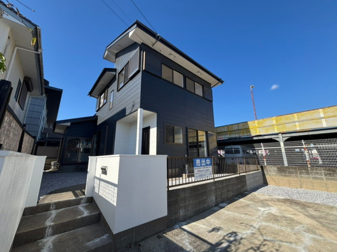 【宮崎市大字新名爪専門業者によるリニュアル売り家】 宮崎不動産情報 宮崎 新築 中古 建物 住宅 マンション tate15 売買改装済 中古住宅情報11692 外観写真 こゆプランニング不動産情報