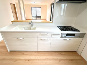 <img src="file:///C:/Users/Owner/Documents/11720n/11720enn.jpg" width="295" height="220" border="0" alt="�y�{��s���y������߉� ���Ǝ҂ɂ�钆�Ã��j���A�� ���Z��z�{��s���Y��� �{�� ���� ���r�� �Z��������Q �s���Y���@�P�P�V�Q�O�@�V�X�e���L�b�`���ʐ^�@�V�@����v�����j���O���">