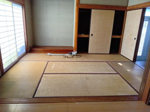 �{��s���Y��� �{�� ���� ���� �Z�� ������ ���������S�X �{��s���Y�����Z���Ə�� ���x���厚�{���@�P�P�V�T�V�@�a�U�􏰂̊Ԏʐ^�@����v�����j���O�s���Y���