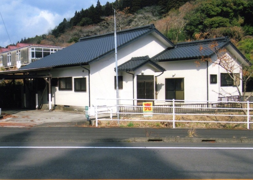 【日南市南郷町榎原に人気の平屋が改装し売り家として出ました。】 宮崎不動産情報 宮崎 建物 住宅 中古 新築 マンション tate55こゆプランニング 11761 外観写真 売り家不動産情報こゆプランニング