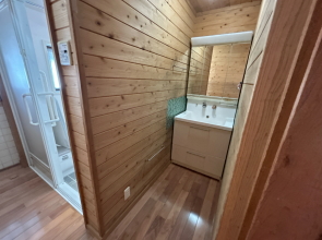 �{��s���Y��� �{�� ���� �Z�� �H�� �q�� ������ ���������T ����s�厚�k���������V���̔���Z�� �s���Y�P�P�V�U�T�@�V�����h���ʐ^�� �l�C�̂Q�K���ł��B ����v�����j���O�ɘA����