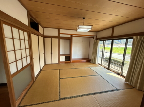 宮崎不動産情報 宮崎 建物 住宅 工場 倉庫 事務所 tate5 日南市大字北権現町郷之原の売り住宅 不動産11765 和室8畳床の間写真現 人気の2階屋です。 こゆプランニングに連絡を