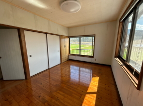 宮崎不動産情報 宮崎 建物 住宅 工場 倉庫 事務所 tate5 日南市大字北権現町郷之原の売り住宅 不動産11765 2階洋間写真現 人気の2階屋です。 こゆプランニングに連絡を