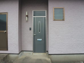 宮崎不動産 賃貸情報 貸家 アパート マンション kasiya30 宮崎市日ノ出町 賃貸 貸家情報 1978 玄関写真 こゆプランニング