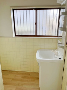 {sY {  Z }V OT {syc TUXV@ʏʐ^@sY@Z@vjOsY