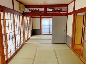 {sY {  Z }V OT {syc TUXV@aÂԎʐ^@sY@Z@vjOsY