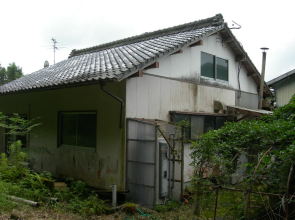 国富町大字八代北俣5680 北側外観写真 田舎住宅で農家使用の畑もある売り物件こゆプランニング