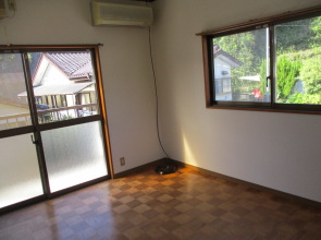 {sY {  Z }V OT {syc TUXV@QKmԎʐ^@sY@Z@vjOsY